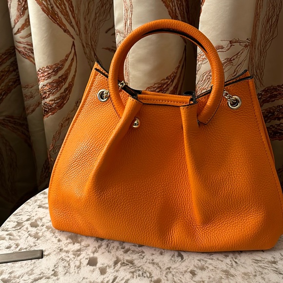 Pebble Grain Shoulder Satchel - Picture 1 of 11